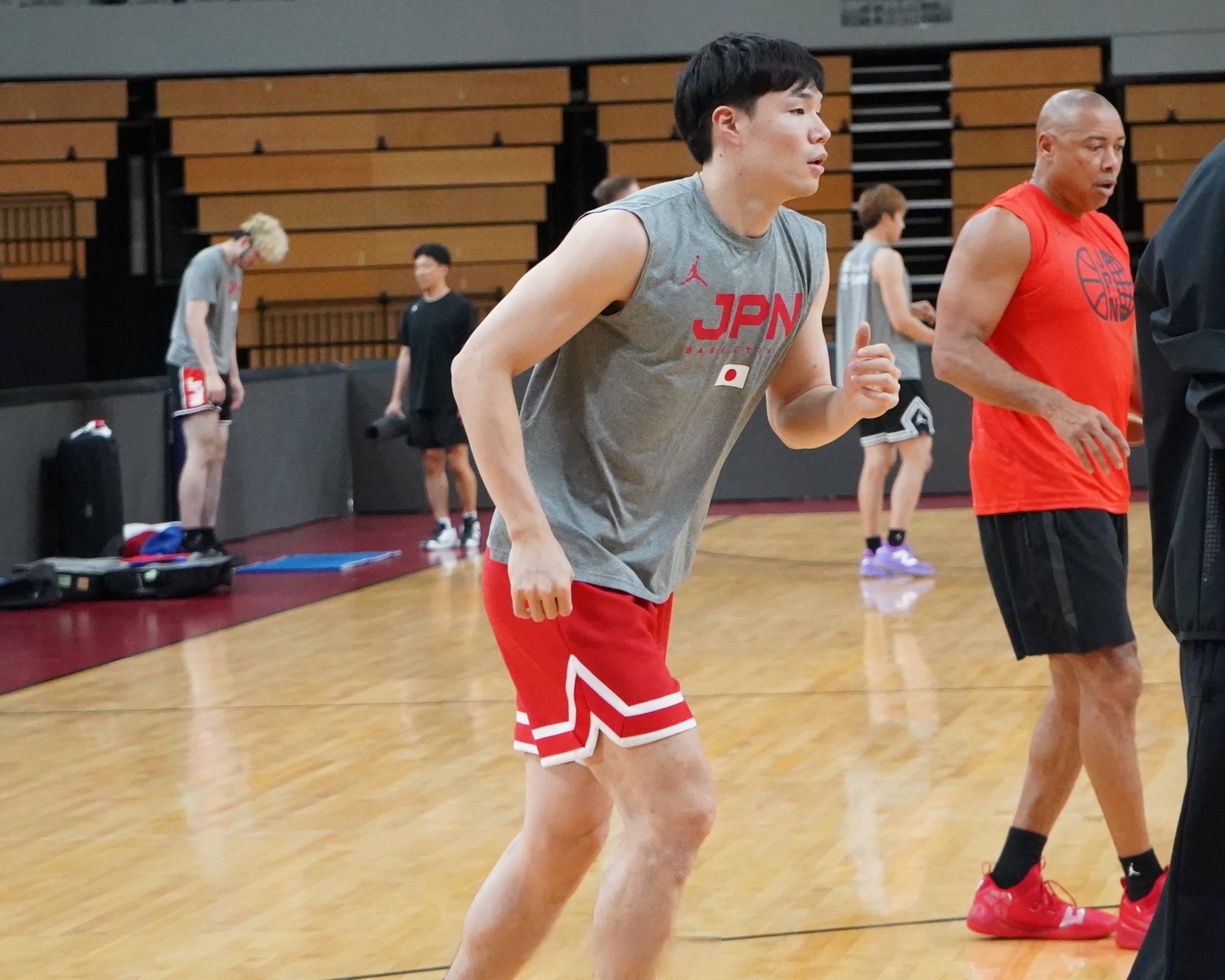 开云登录入口地址-赛地聚焦：法国杯集结日热度飙升；广厦男篮再遭质疑；压力陡增；控场能力受关注的简单介绍